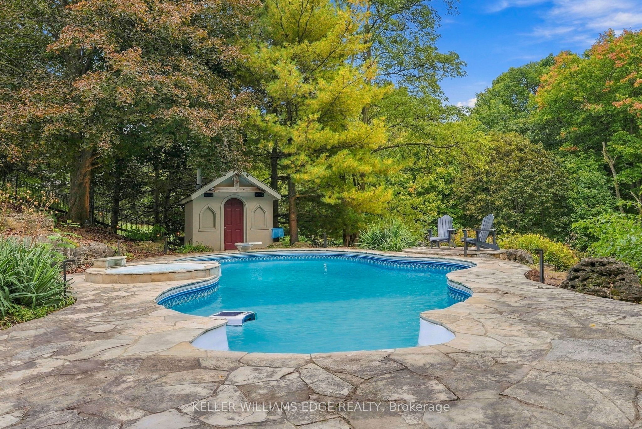 2376 8 Side Road Property Photo 46