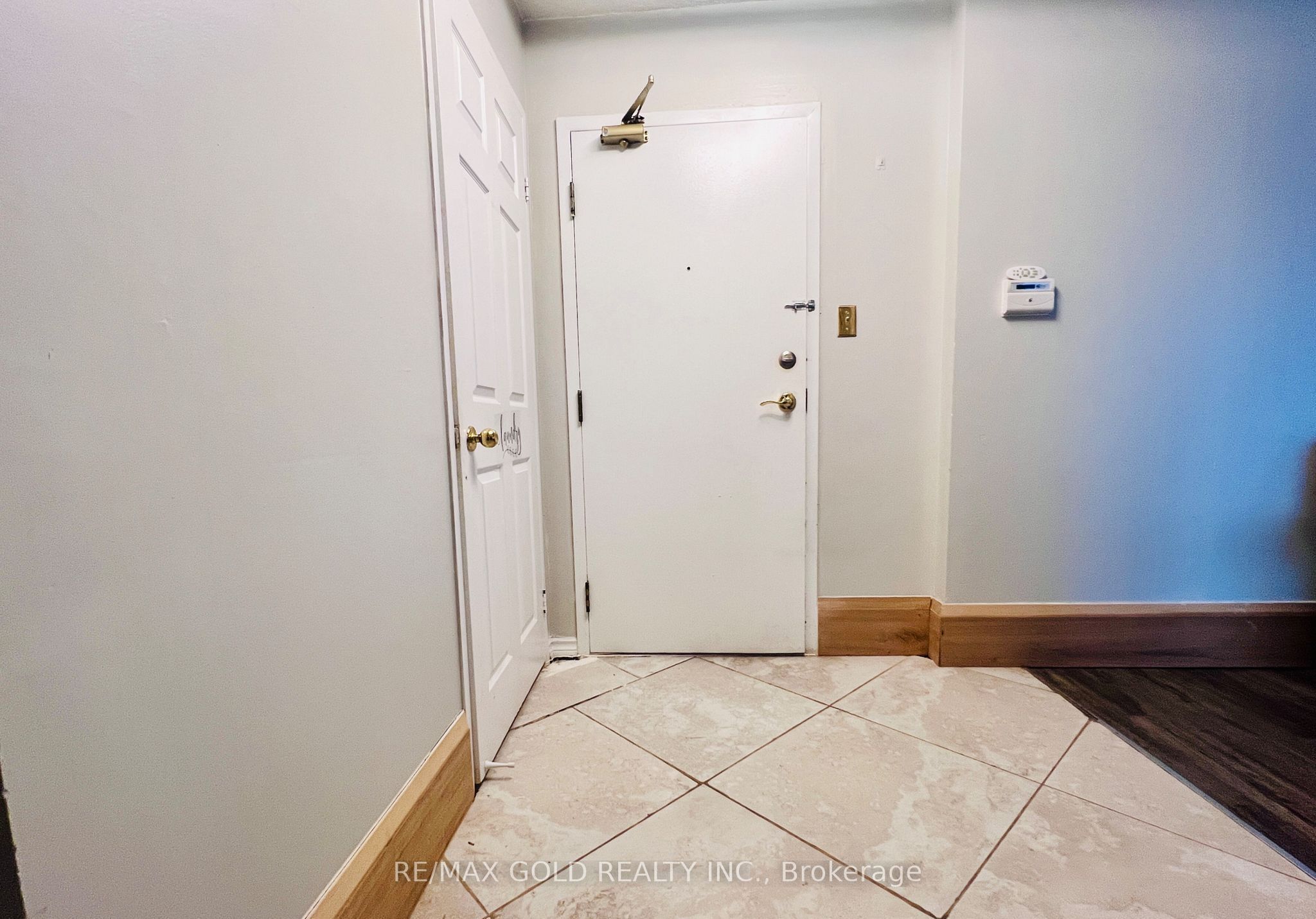 10 Malta Avenue 1504 Property Photo 4