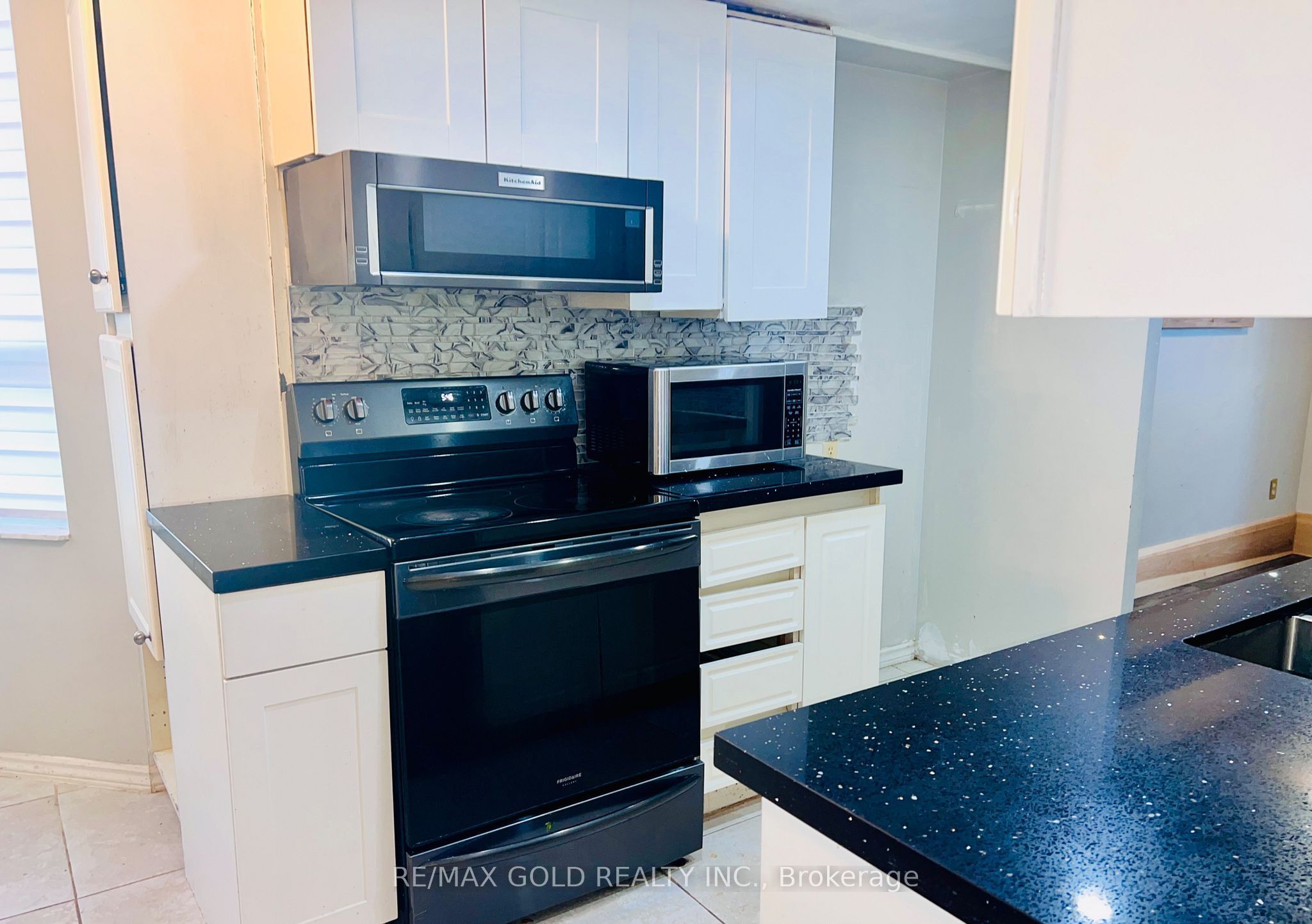 10 Malta Avenue 1504 Property Photo 13
