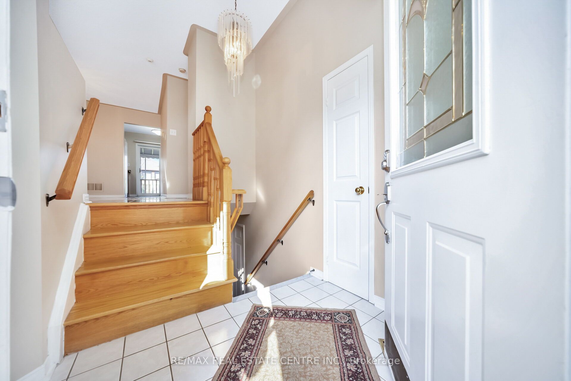 111 Springview Drive Property Photo 8