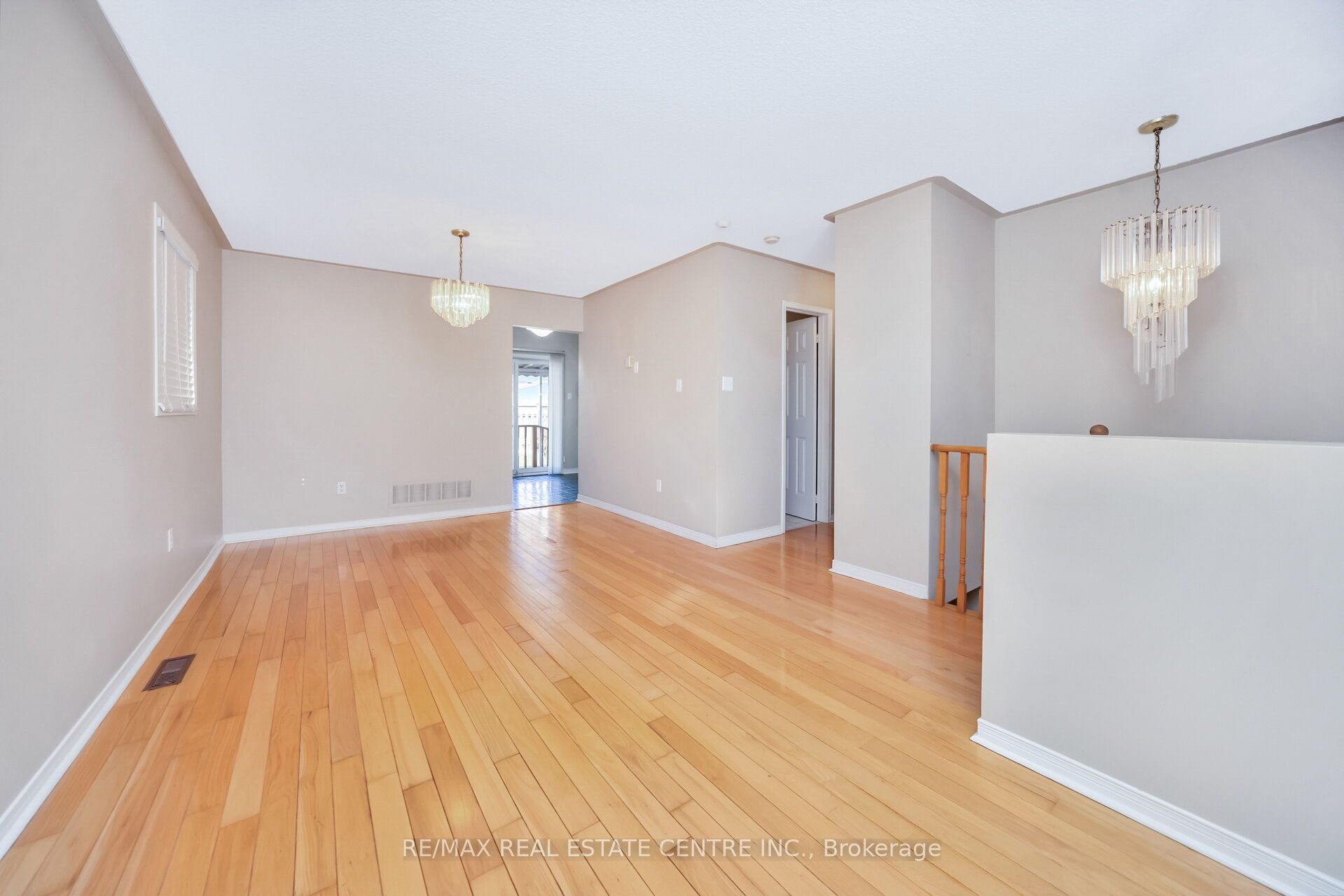 111 Springview Drive Property Photo 10