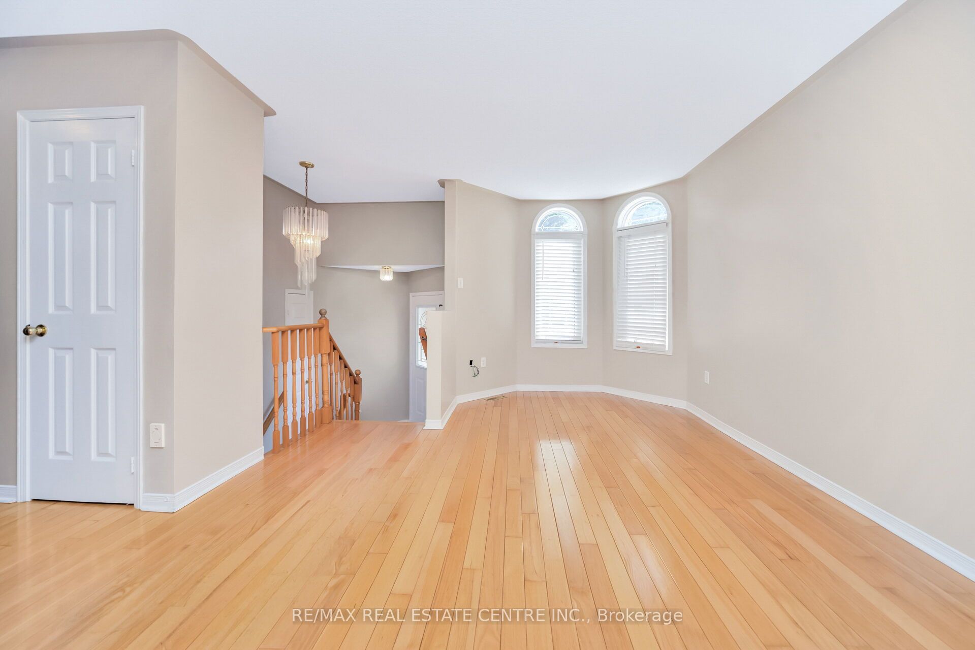 111 Springview Drive Property Photo 13