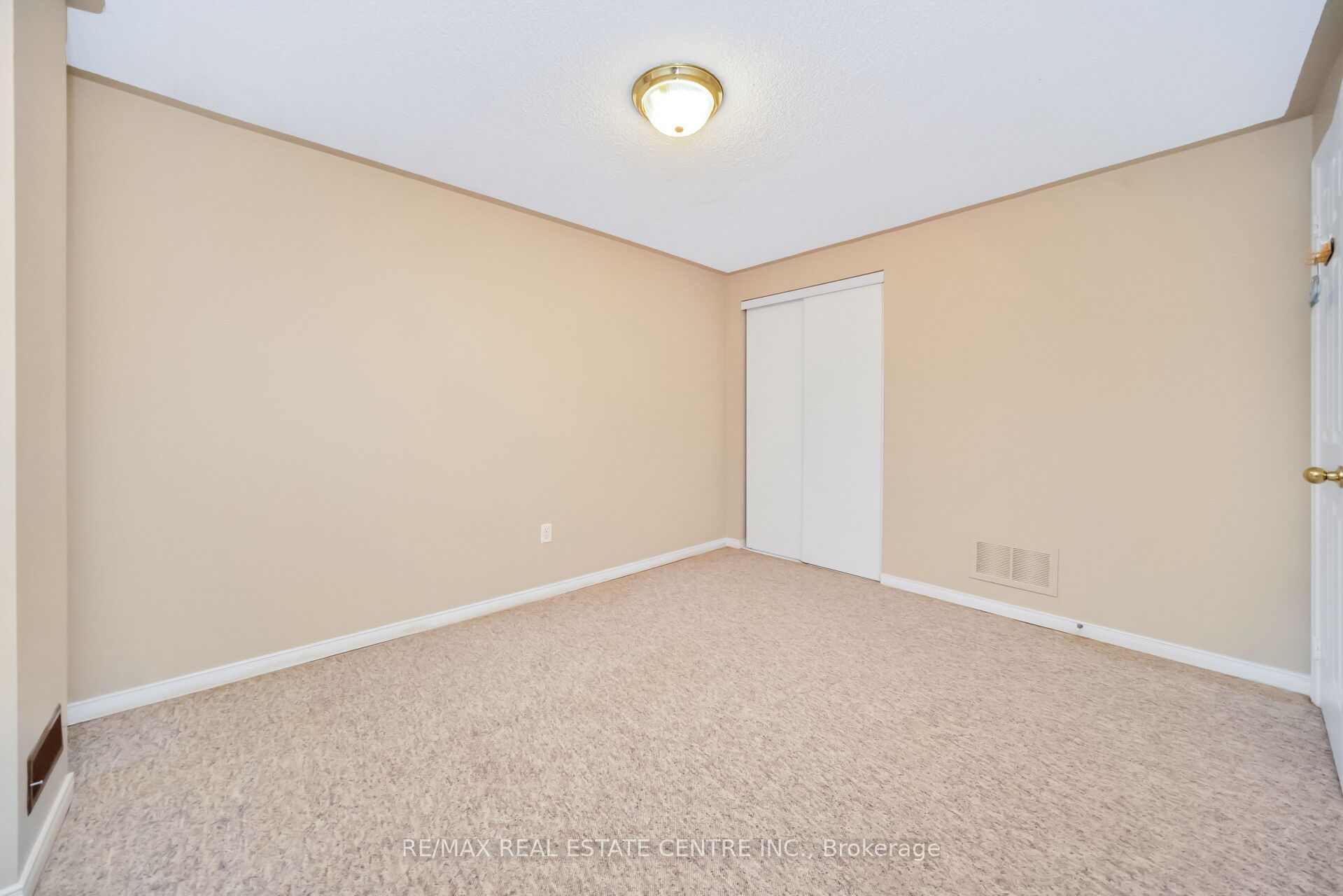 111 Springview Drive Property Photo 30
