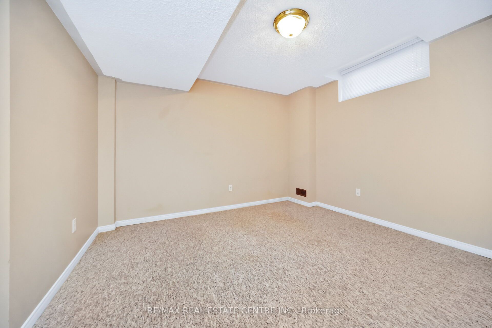 111 Springview Drive Property Photo 31