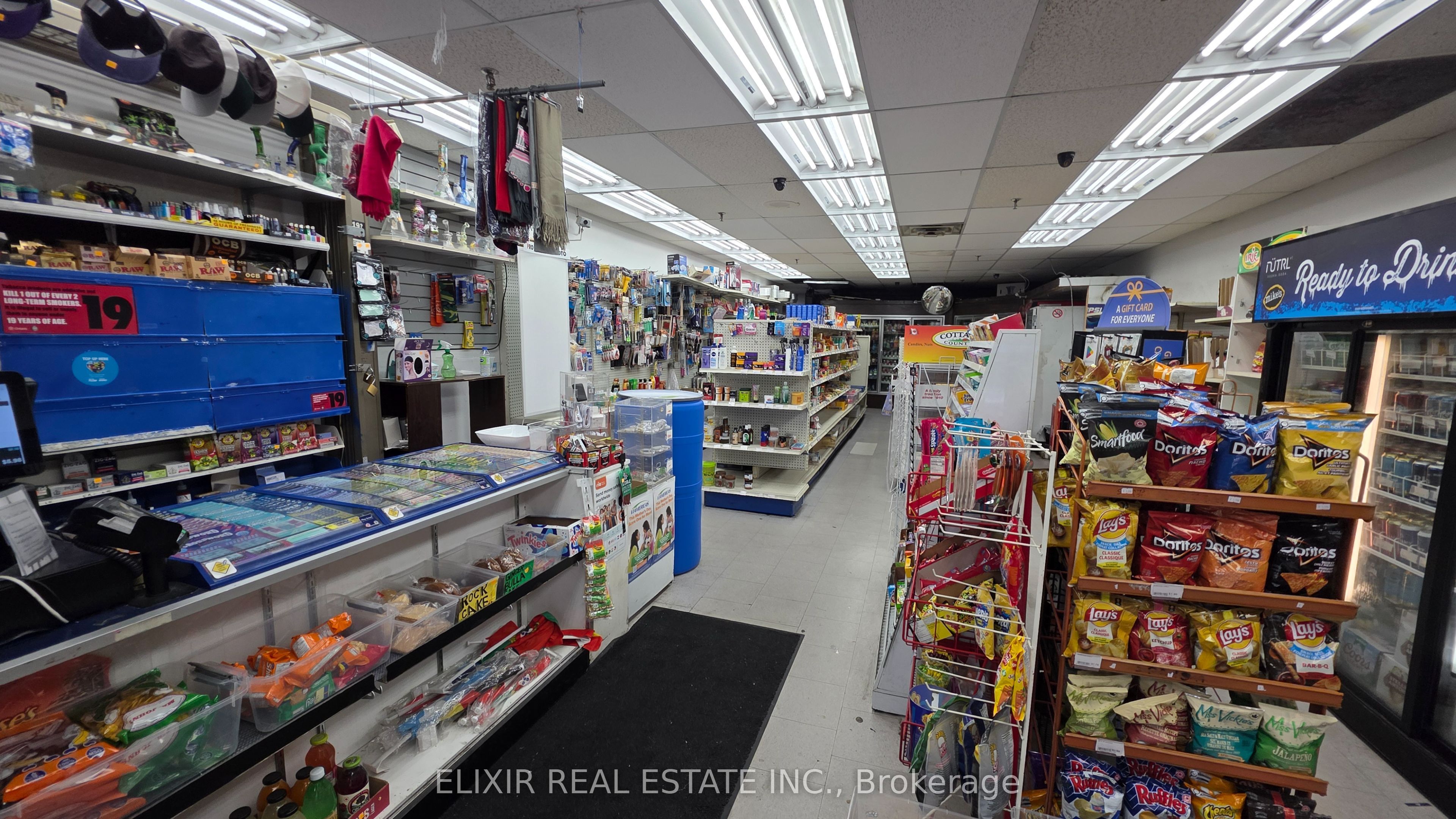 4- 2468 Eglinton Avenue W Property Photo 9
