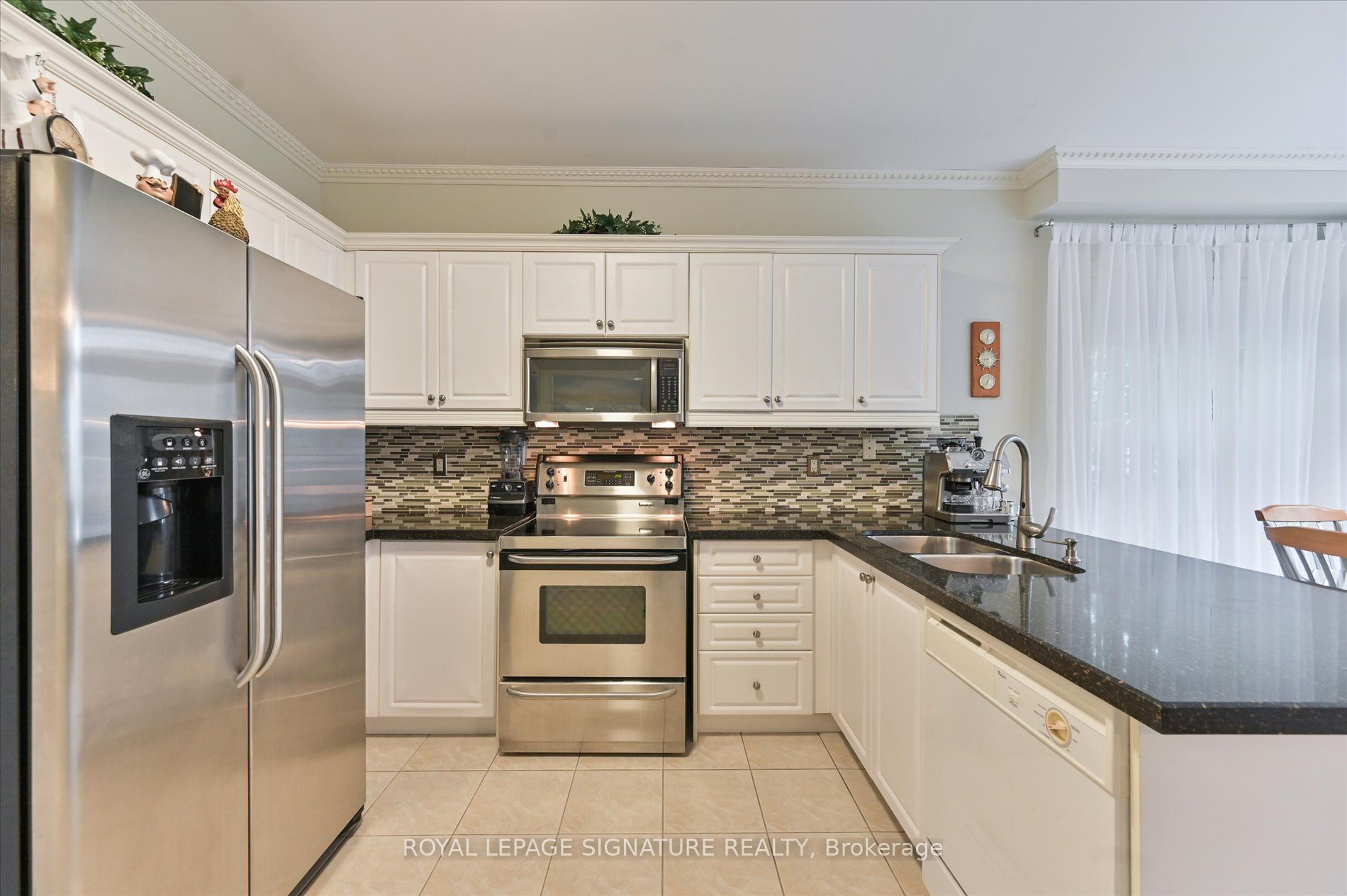 3485 Mcdowell Drive Property Photo 8