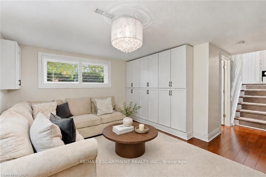 194 Foxbar Road Property Photo 17