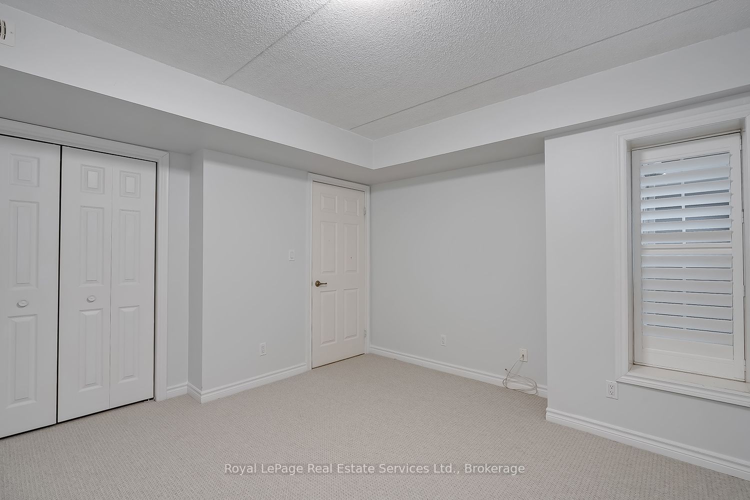 1460 Bishops Gate 111 Property Photo 9