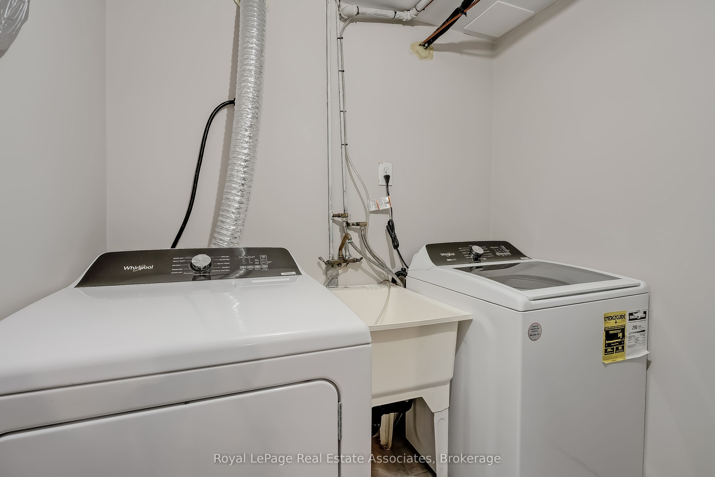 2779 Gananoque Drive 42 Property Photo 27