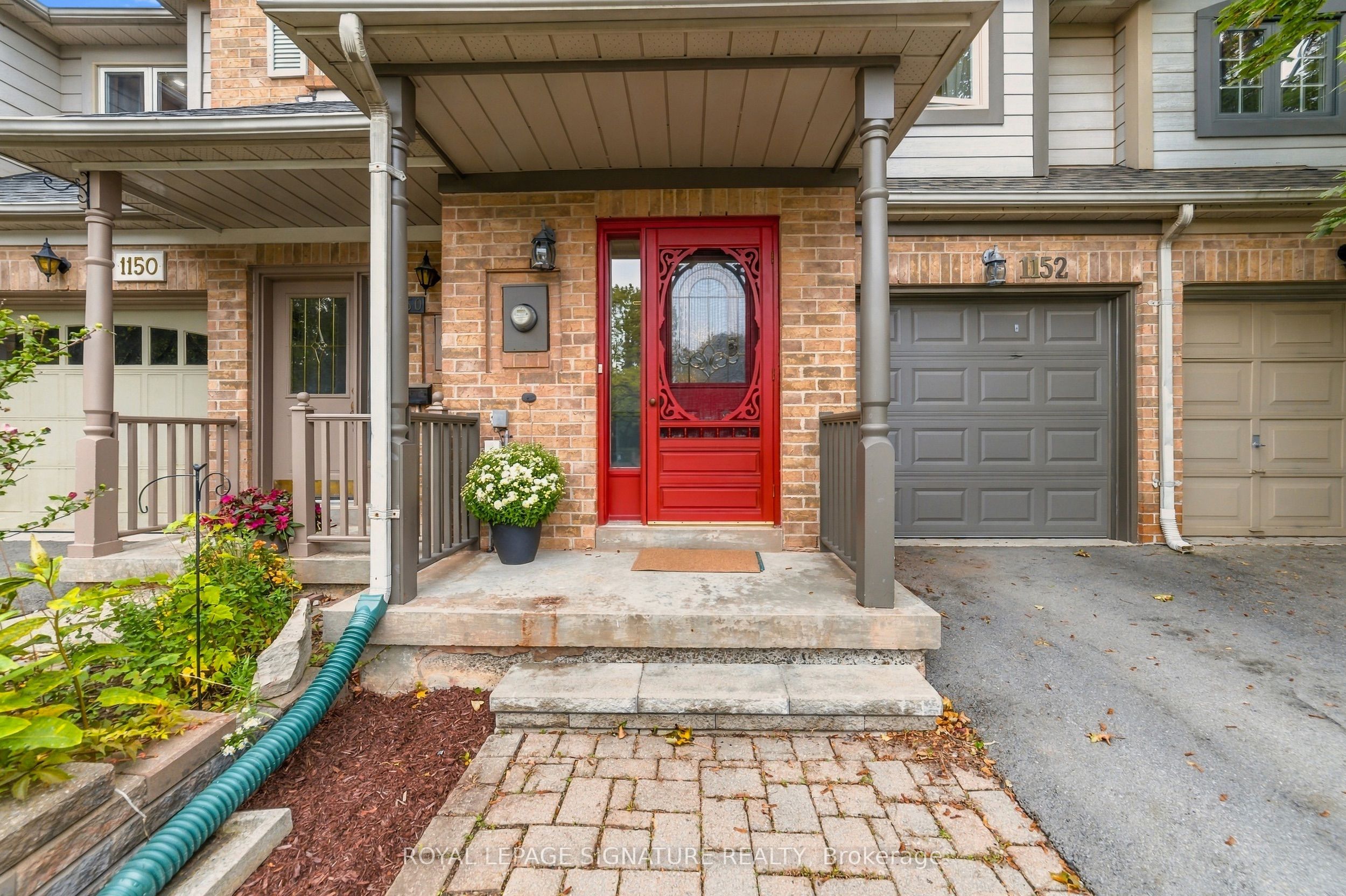 1152 Westview Terrace Property Photo 4