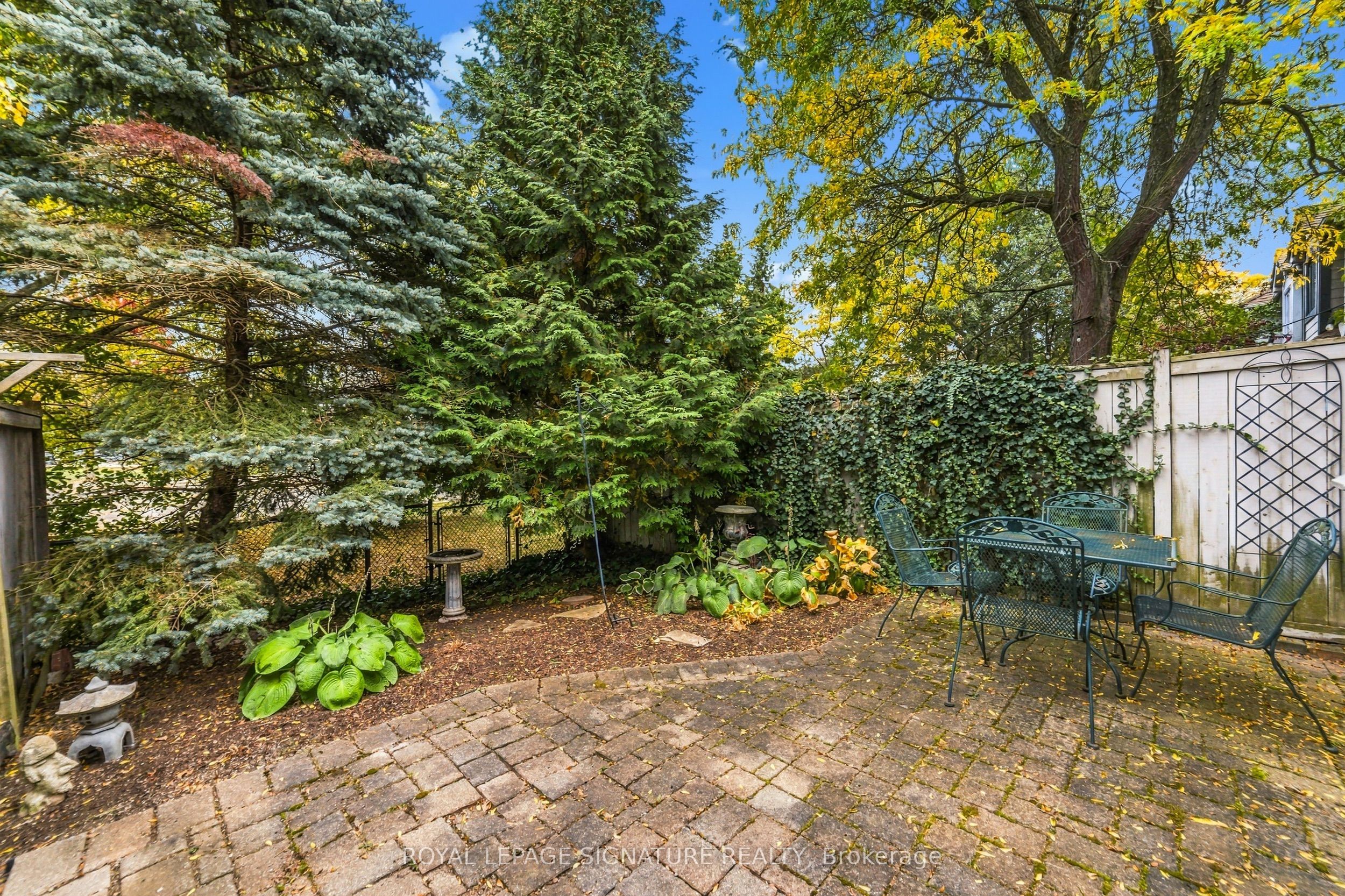 1152 Westview Terrace Property Photo 25