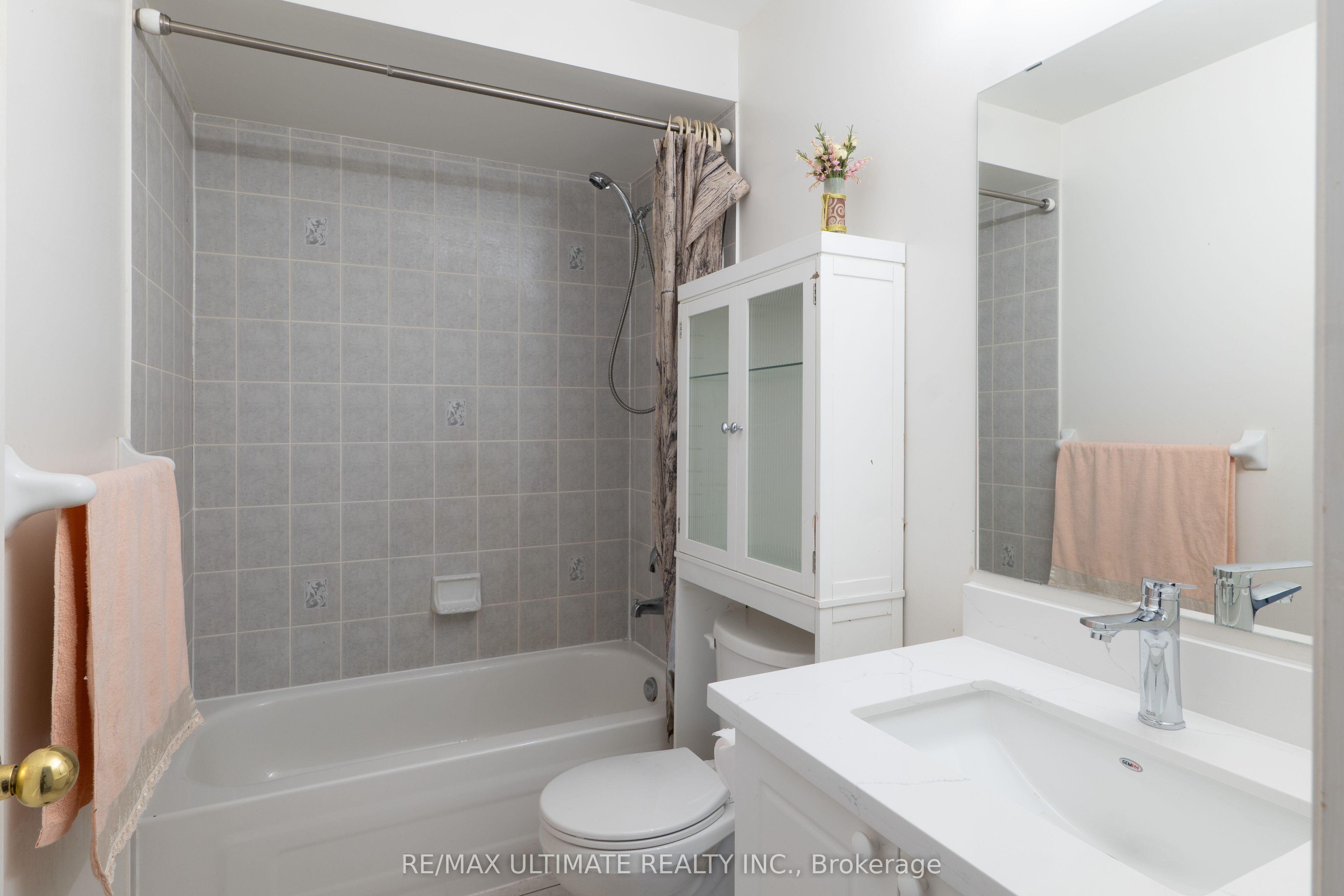 4950 Albina Way 72 Property Photo 24