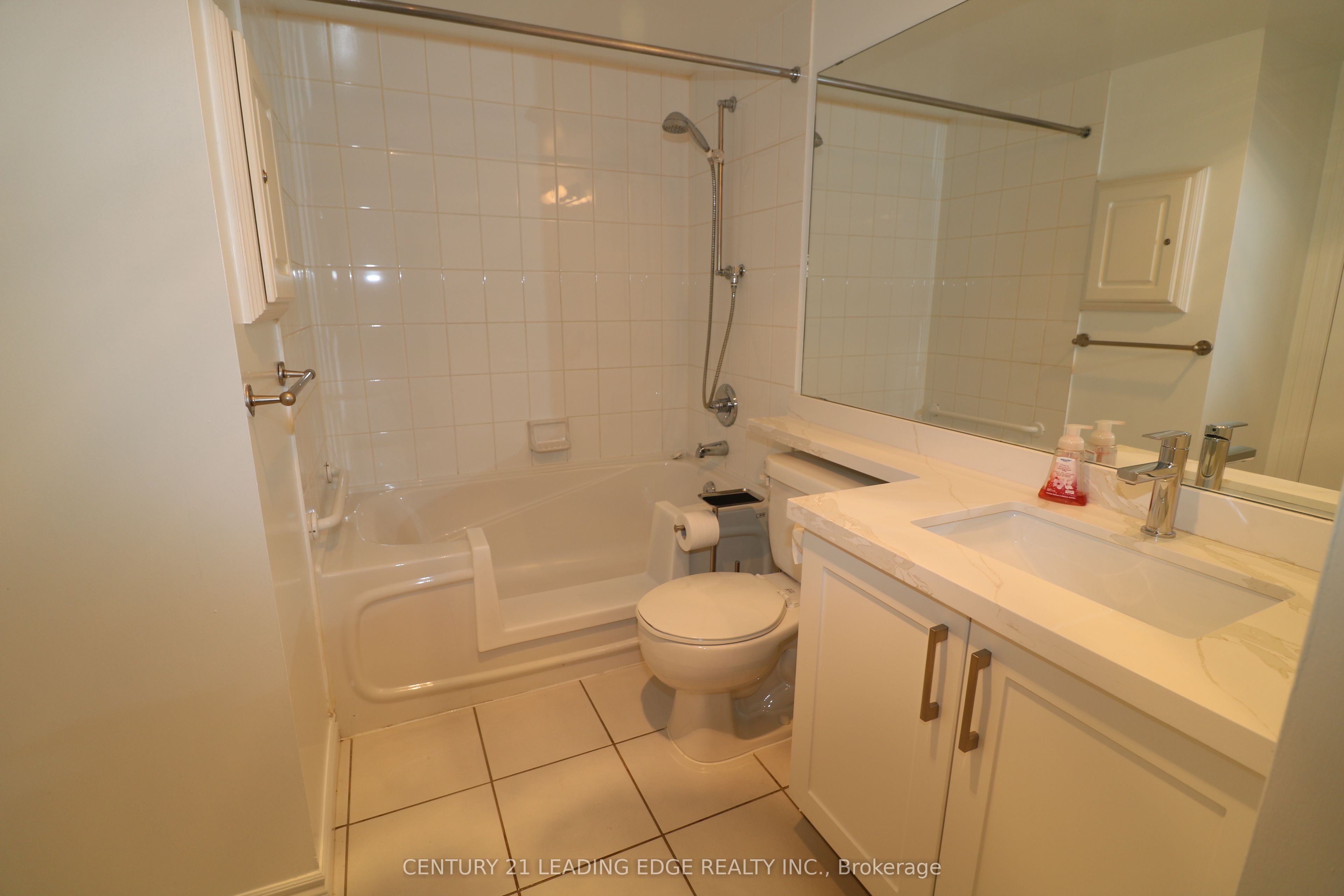 4640 Kimbermount Avenue 305 Property Photo 9