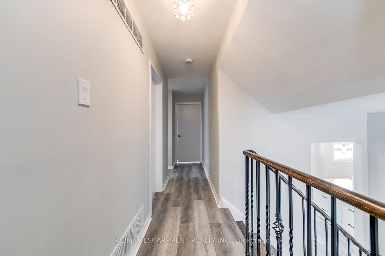 5440 Windermere Drive Property Photo 19