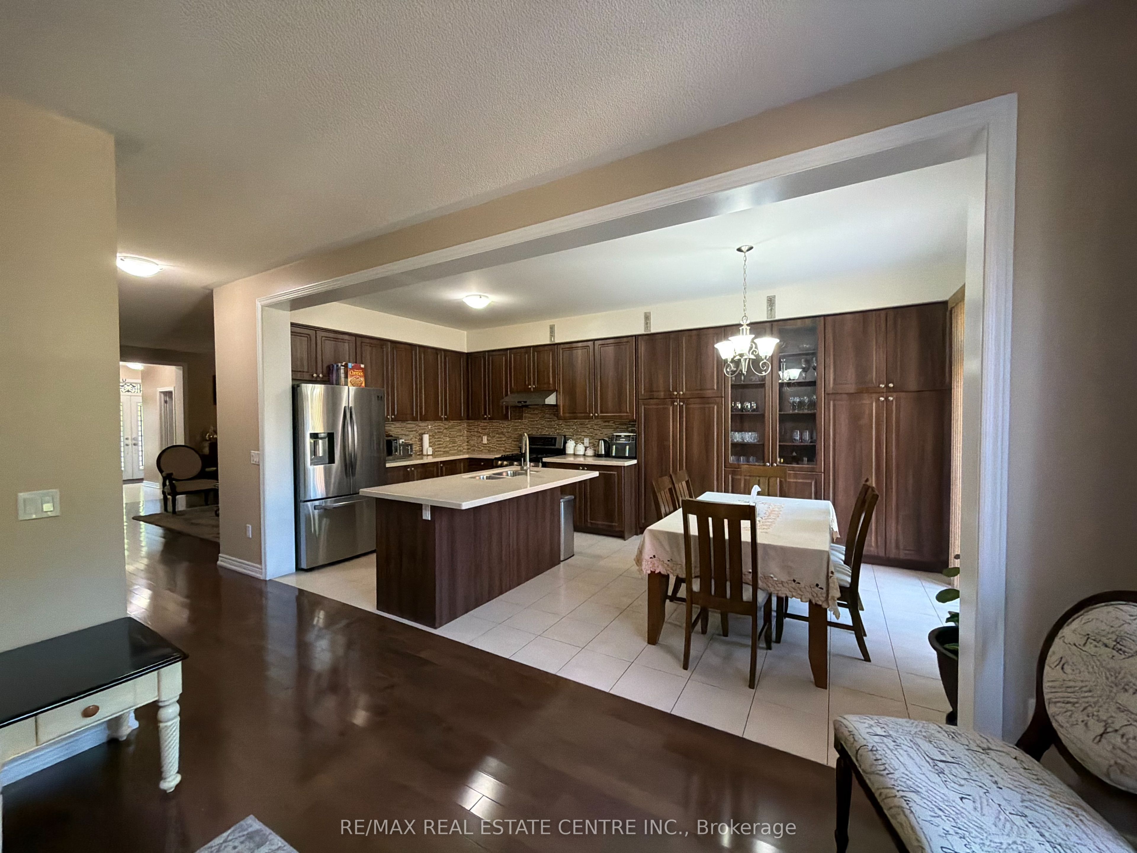 14 Twistleton Street Property Photo 12