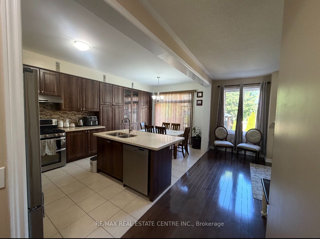 14 Twistleton Street Property Photo 13
