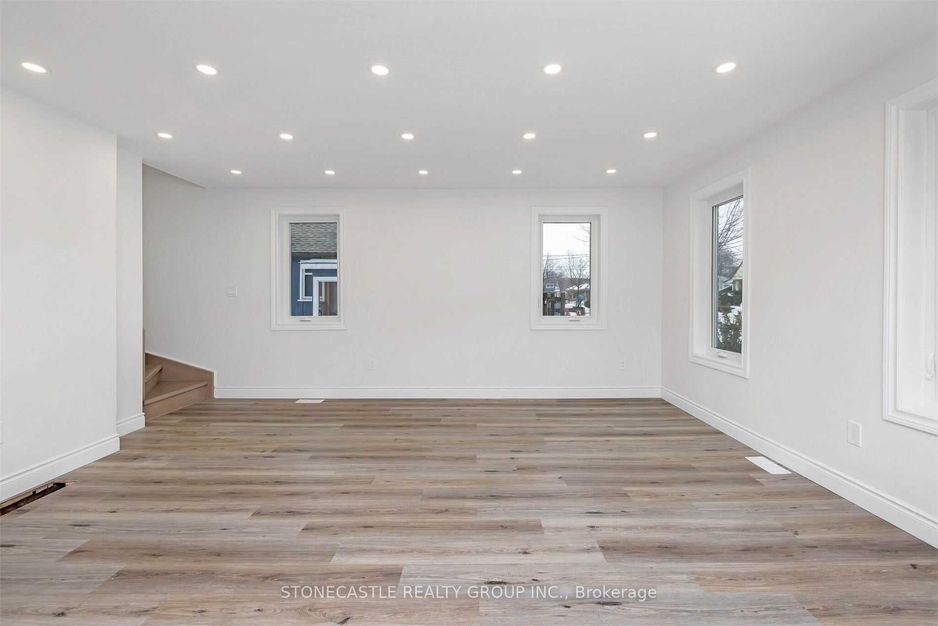 269 Peel Street Property Photo 8