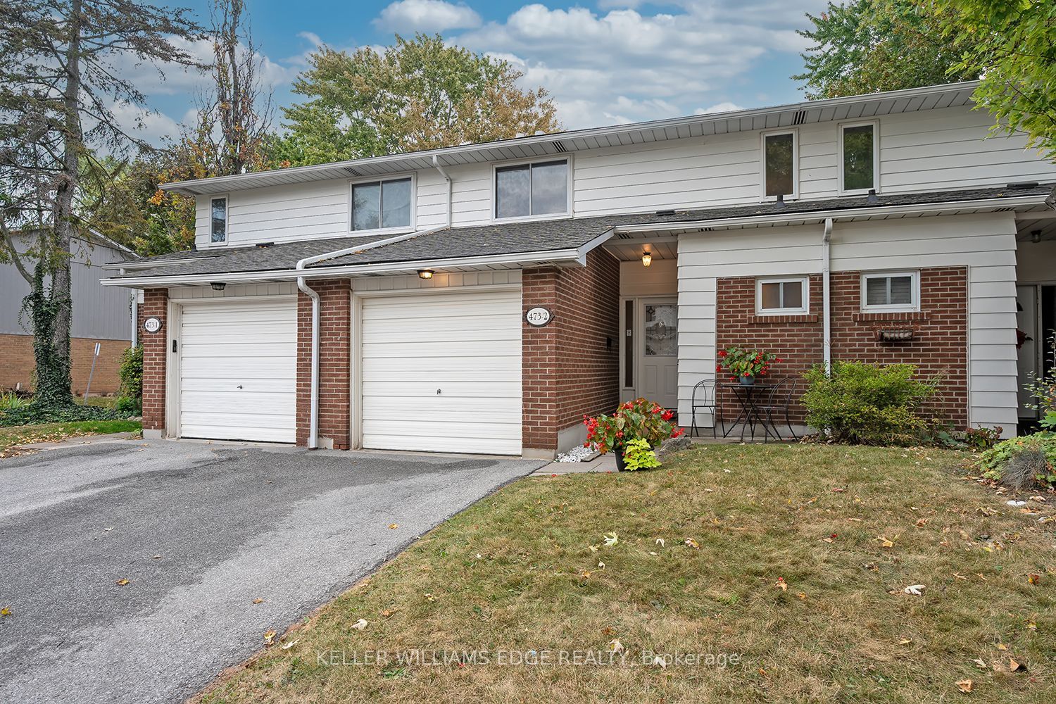 473 Woodview Road 2 Property Photo 1