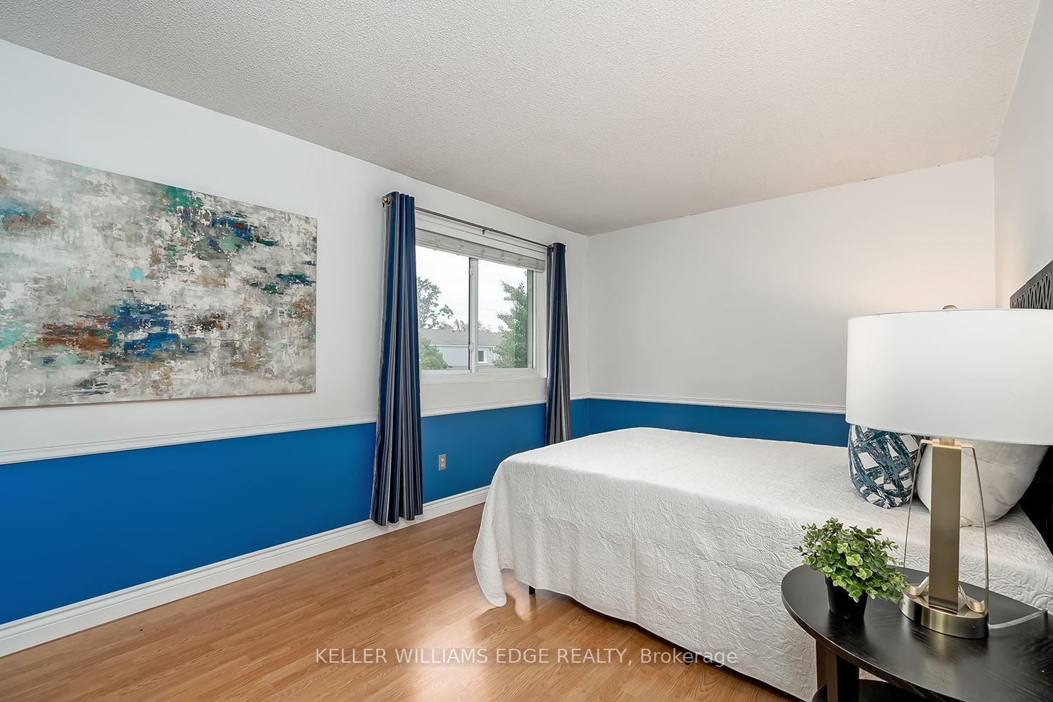 473 Woodview Road 2 Property Photo 17