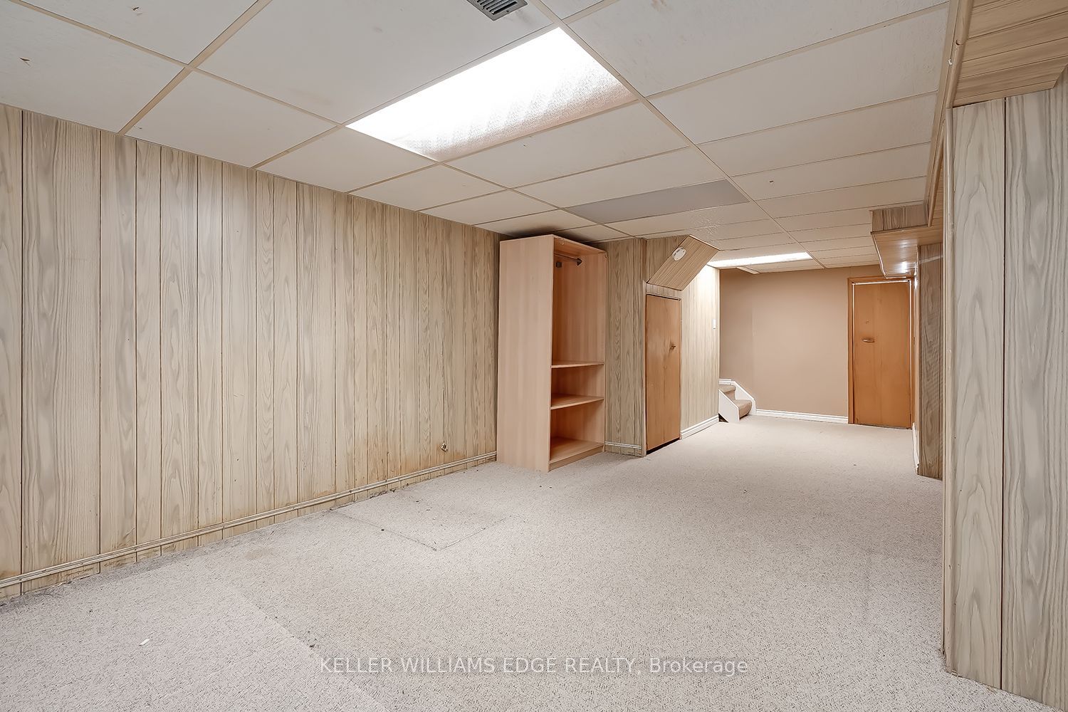 473 Woodview Road 2 Property Photo 26
