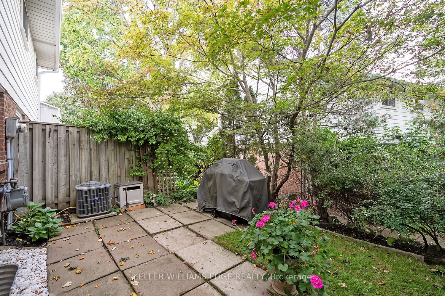 473 Woodview Road 2 Property Photo 29