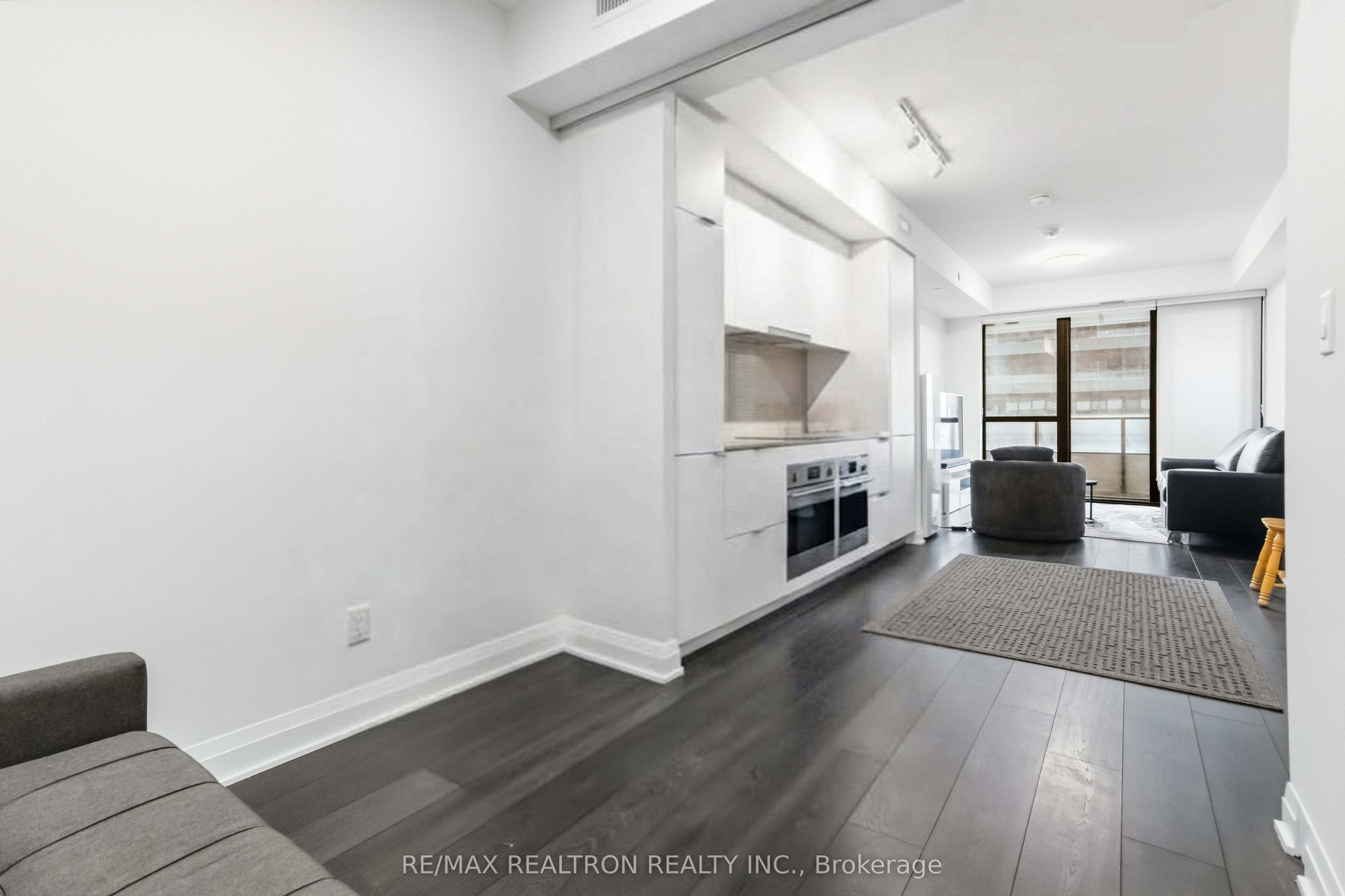 4015 The Exchange 1201 Property Photo 6