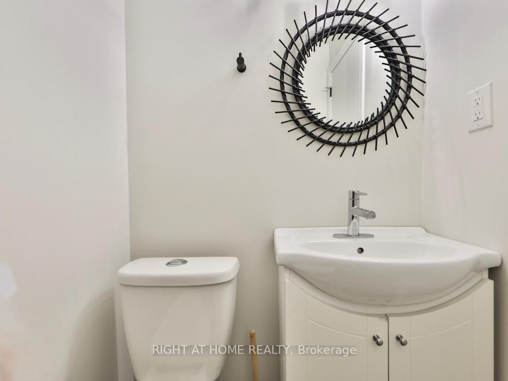 3174 Weston Road Property Photo 15