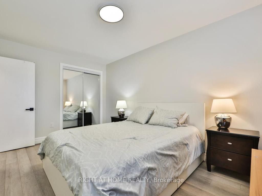 3174 Weston Road Property Photo 17