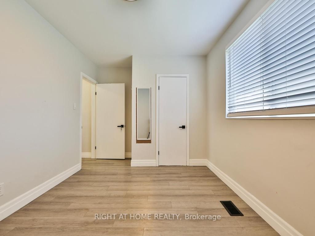 3174 Weston Road Property Photo 18