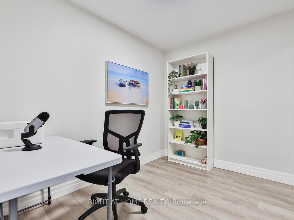 3174 Weston Road Property Photo 22