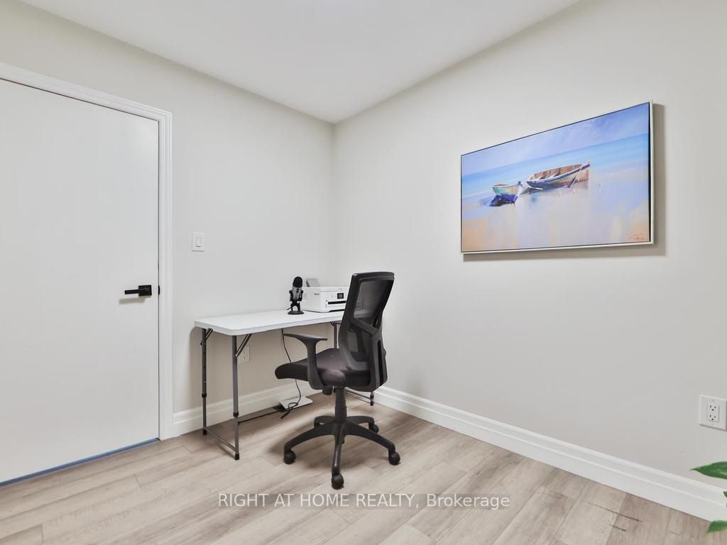 3174 Weston Road Property Photo 23