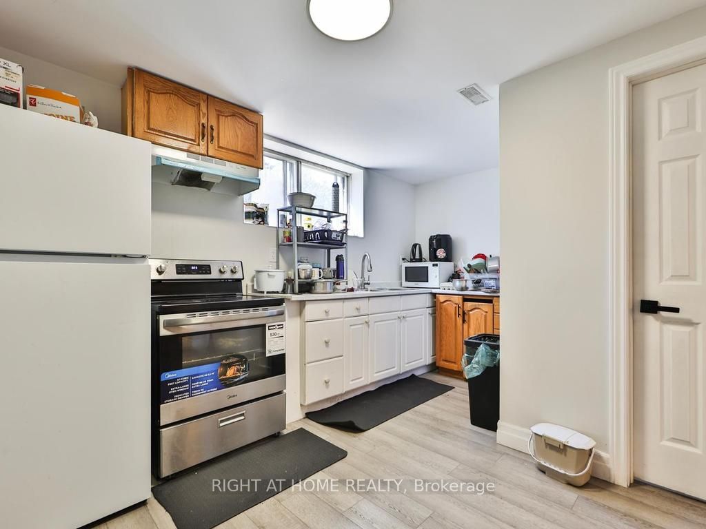 3174 Weston Road Property Photo 29