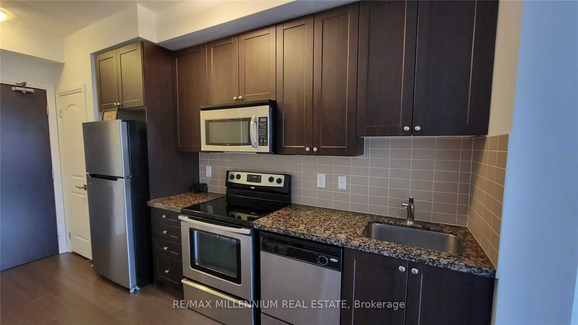 1060 Sheppard Avenue Ph08 Property Photo 3