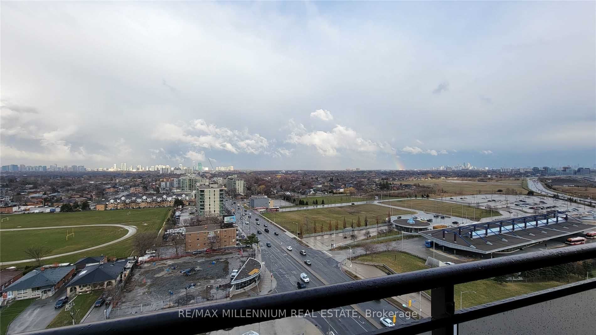 1060 Sheppard Avenue Ph08 Property Photo 5