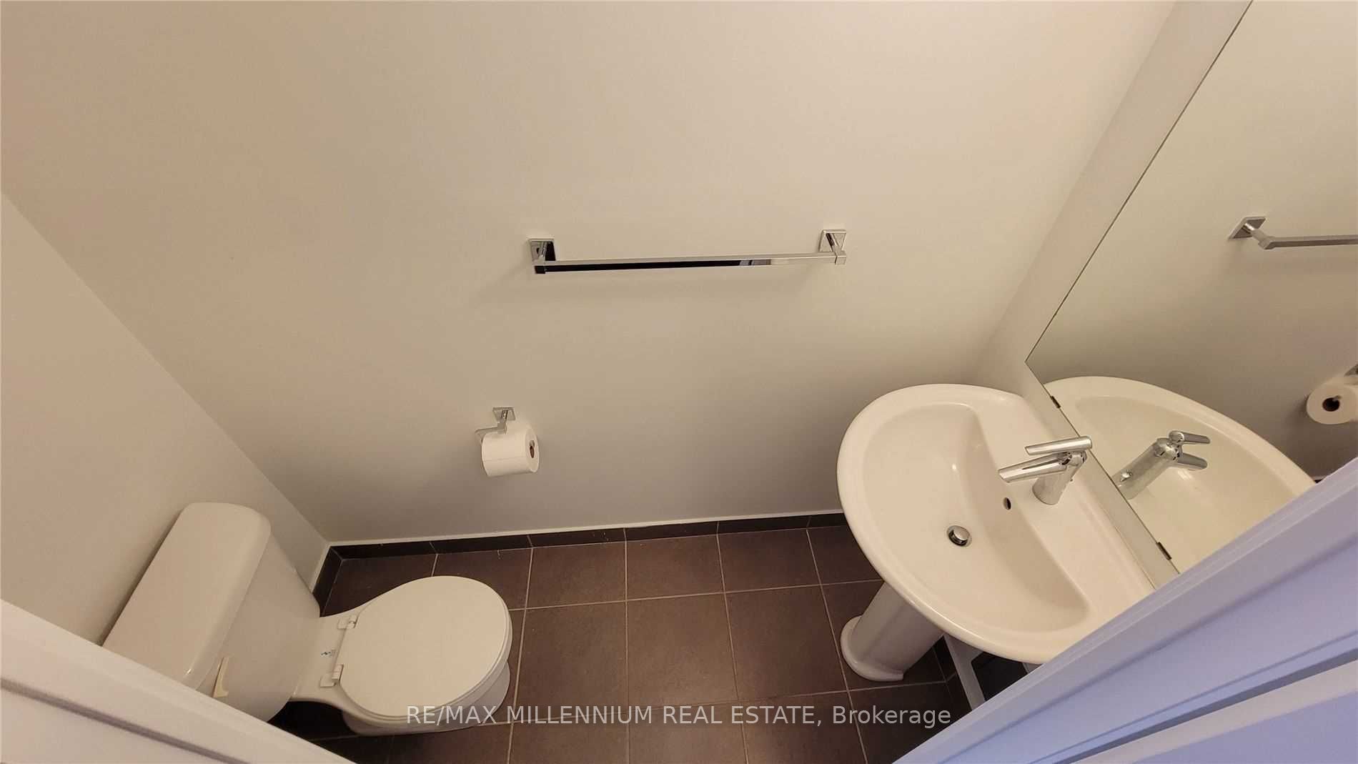 1060 Sheppard Avenue Ph08 Property Photo 15