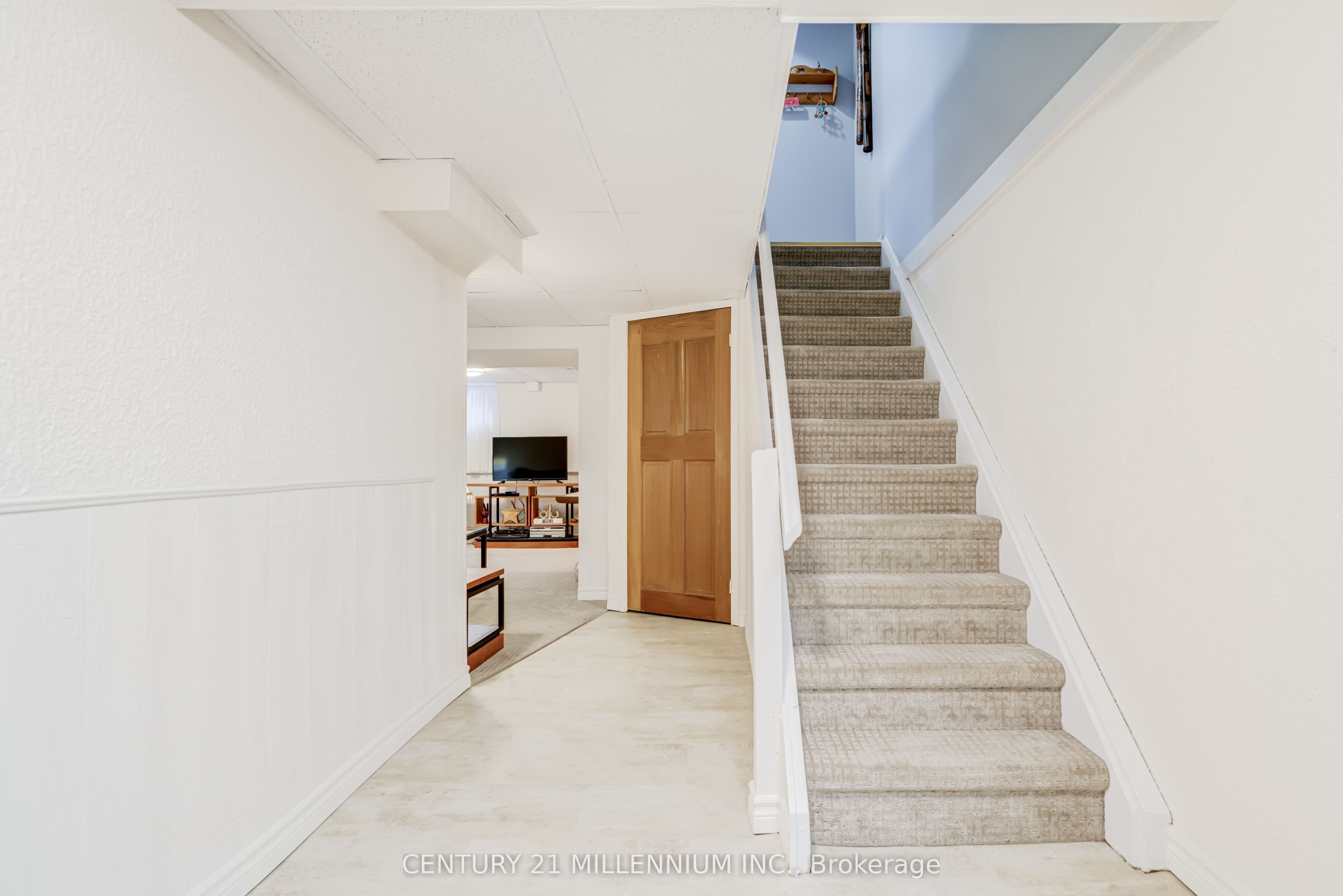35 Tara Park Crescent Property Photo 25