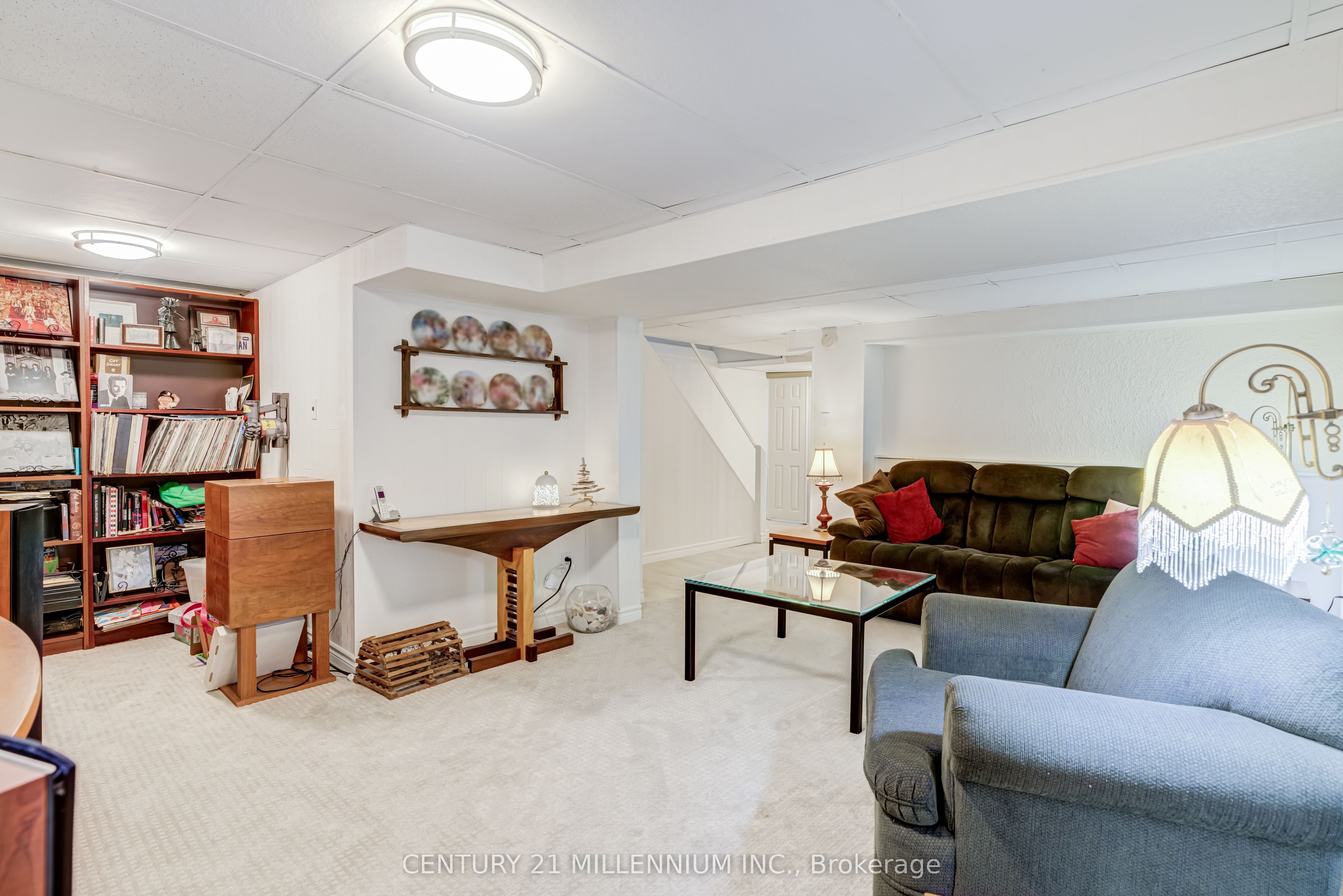 35 Tara Park Crescent Property Photo 28