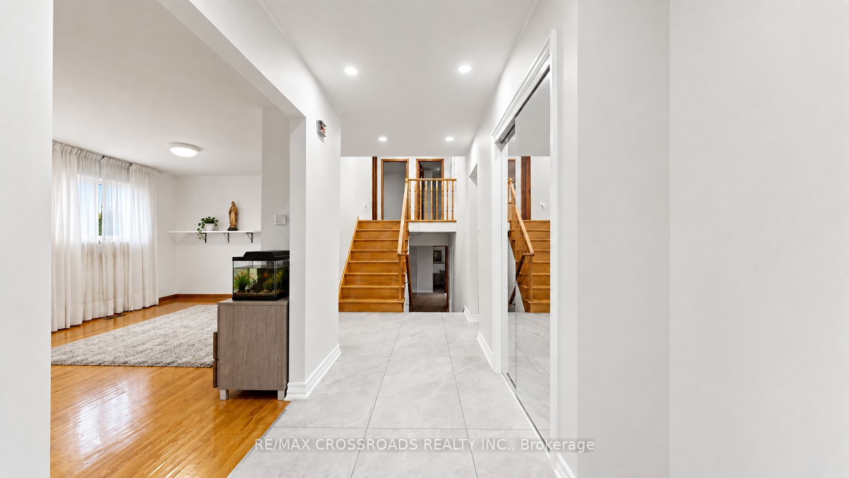106 Stilecroft Drive 5 Property Photo 3