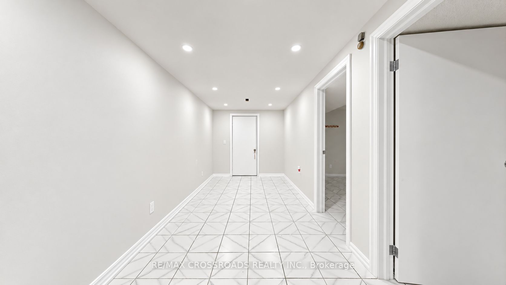 106 Stilecroft Drive 5 Property Photo 8