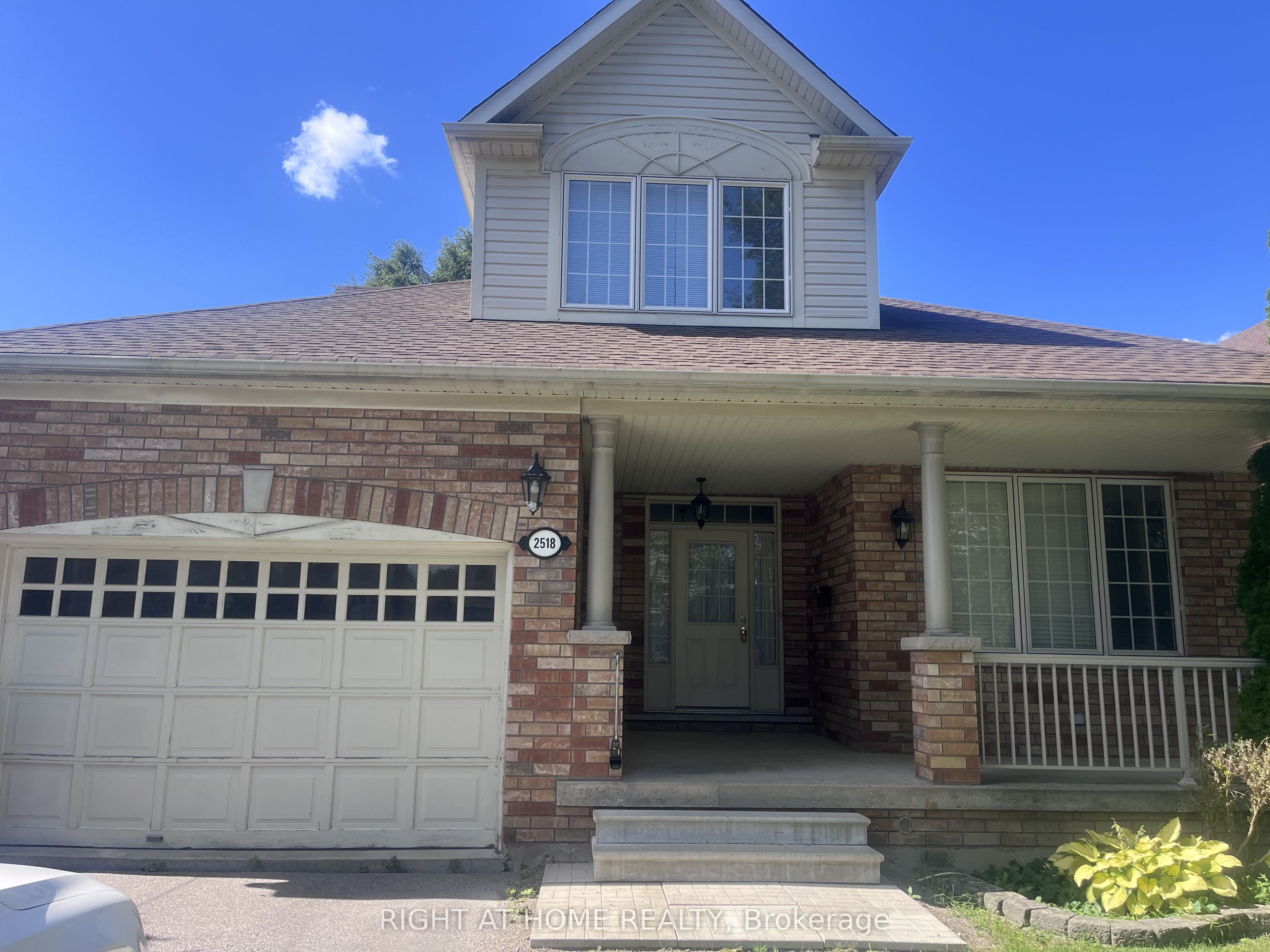 2518 Rugby Road Property Photo 1