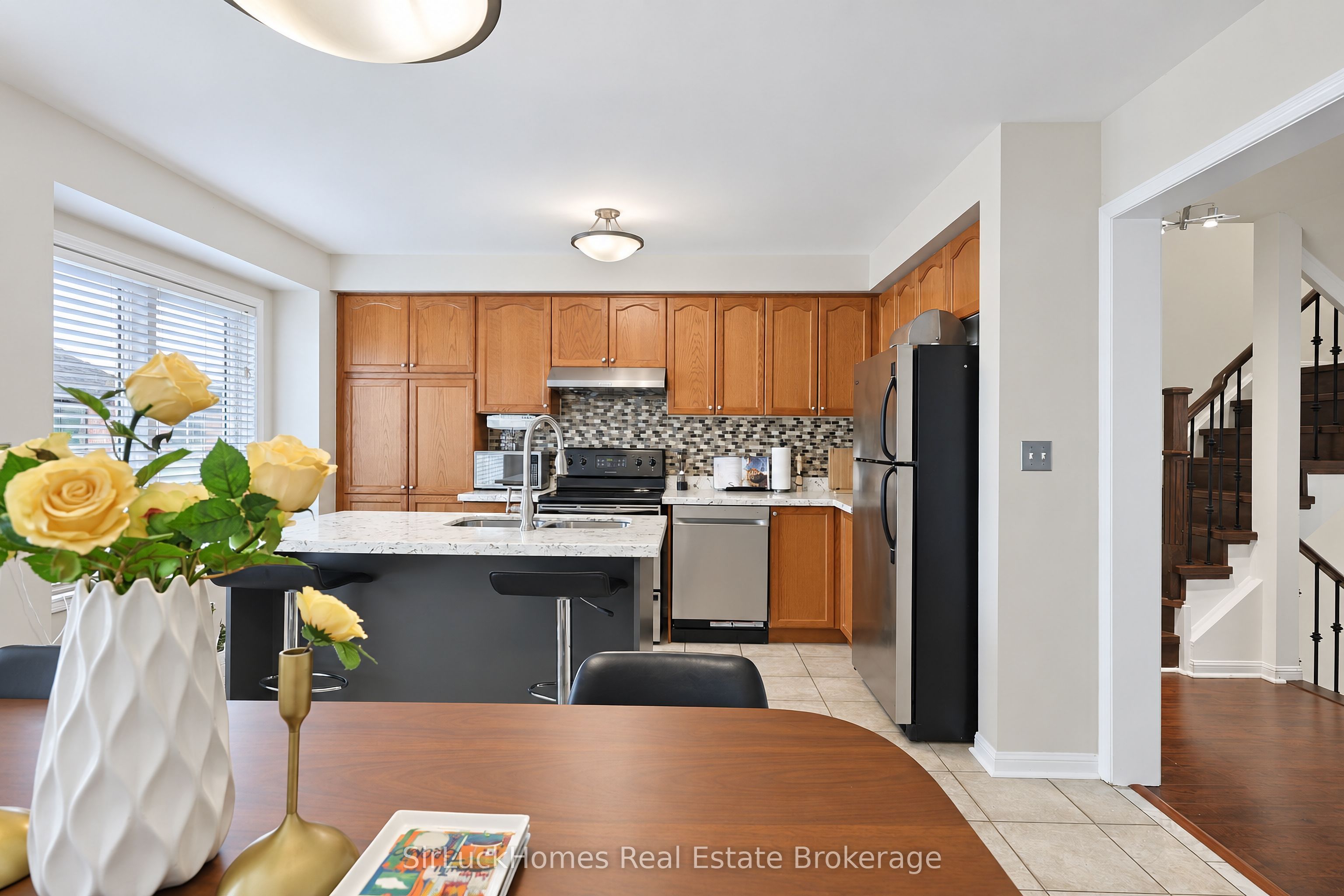 250 Richvale Drive S 22 Property Photo 22