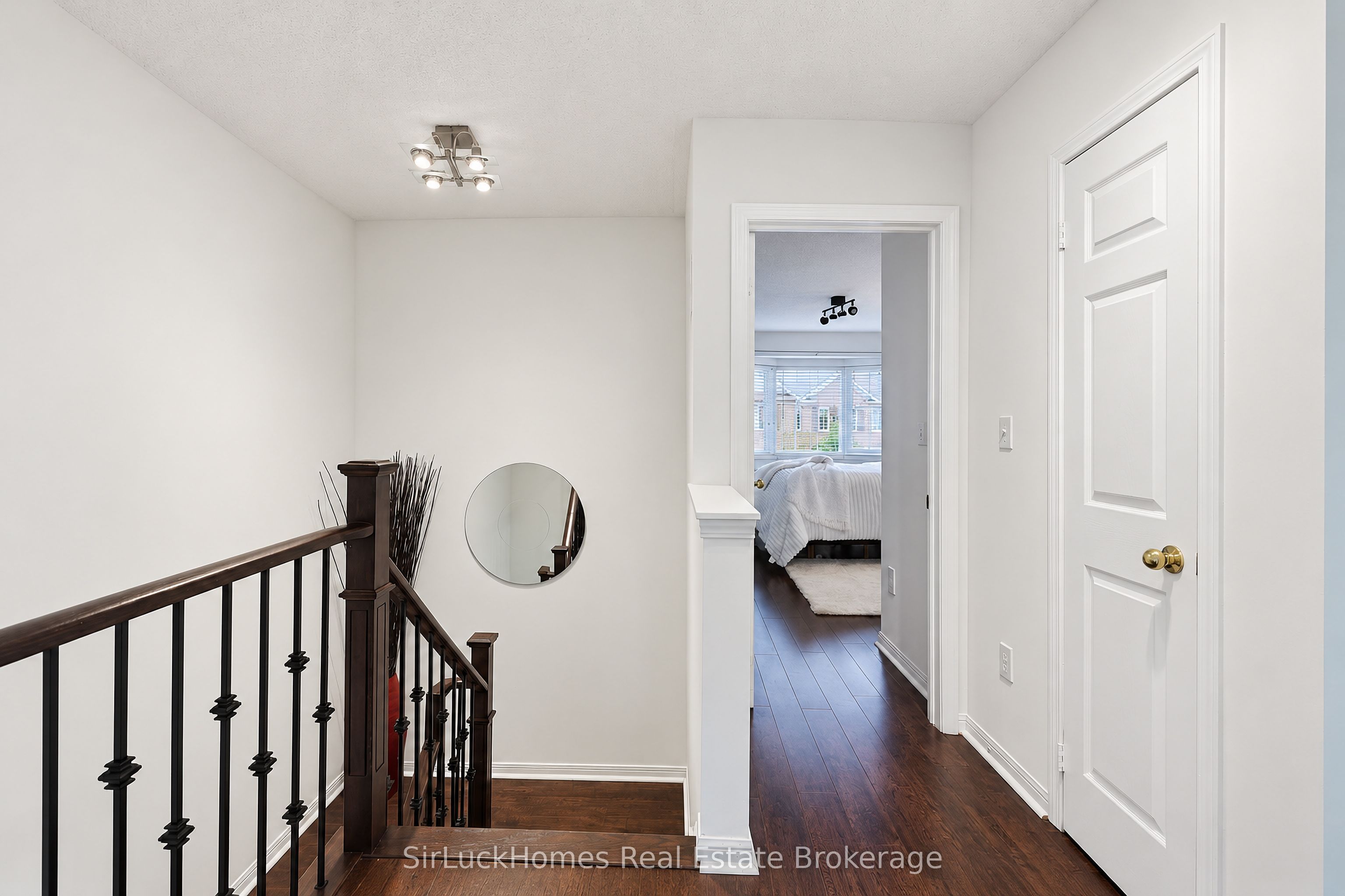 250 Richvale Drive S 22 Property Photo 28