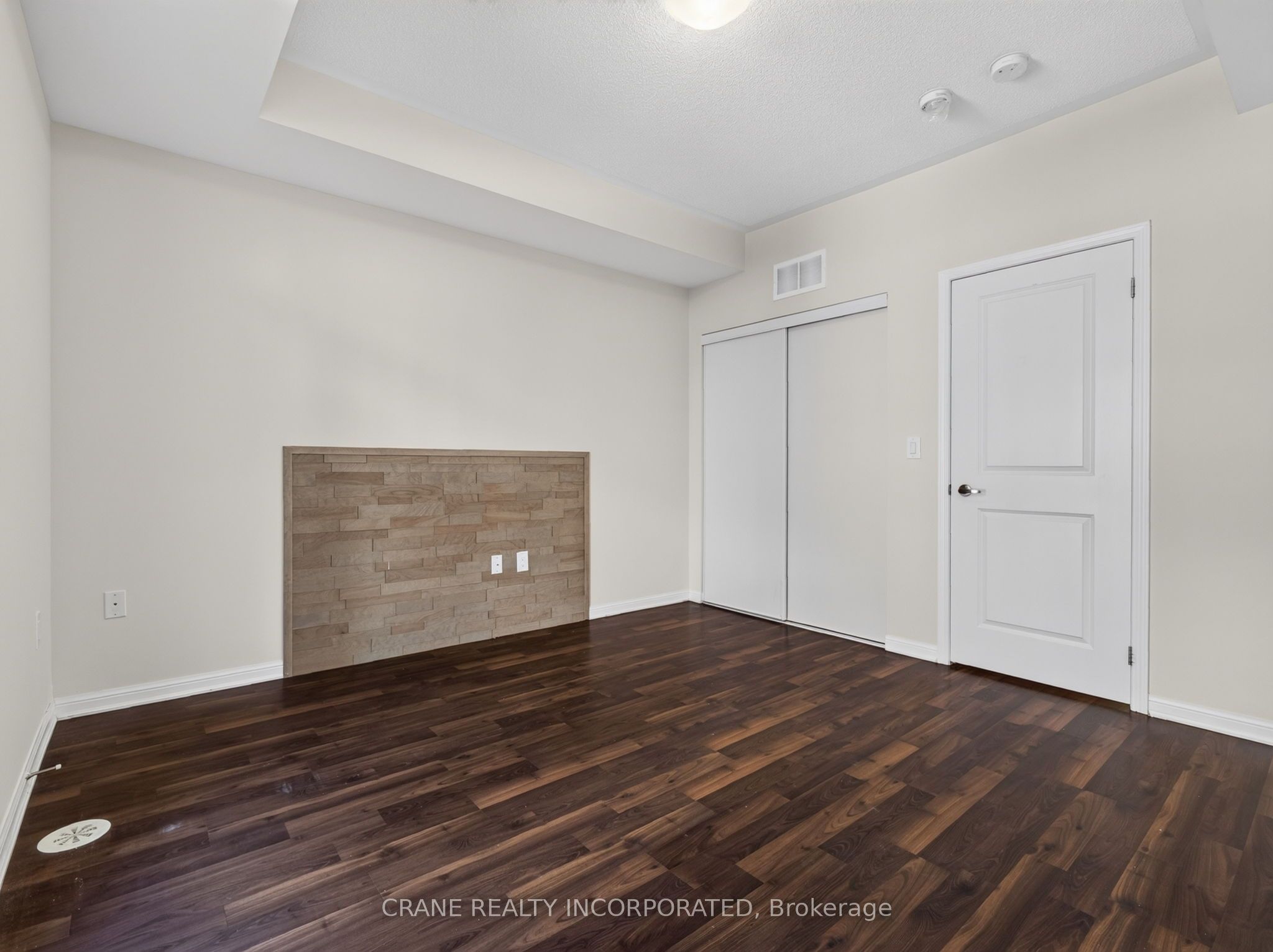 400 Hopewell Avenue 108 Property Photo 23