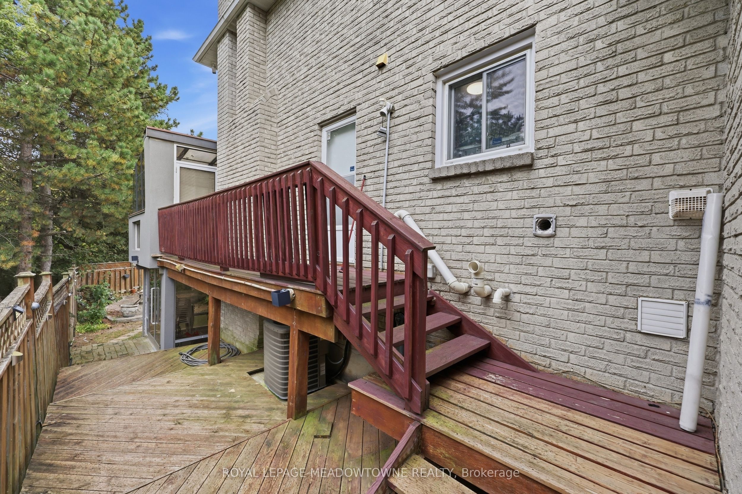 42 Dawnridge Trail Property Photo 50