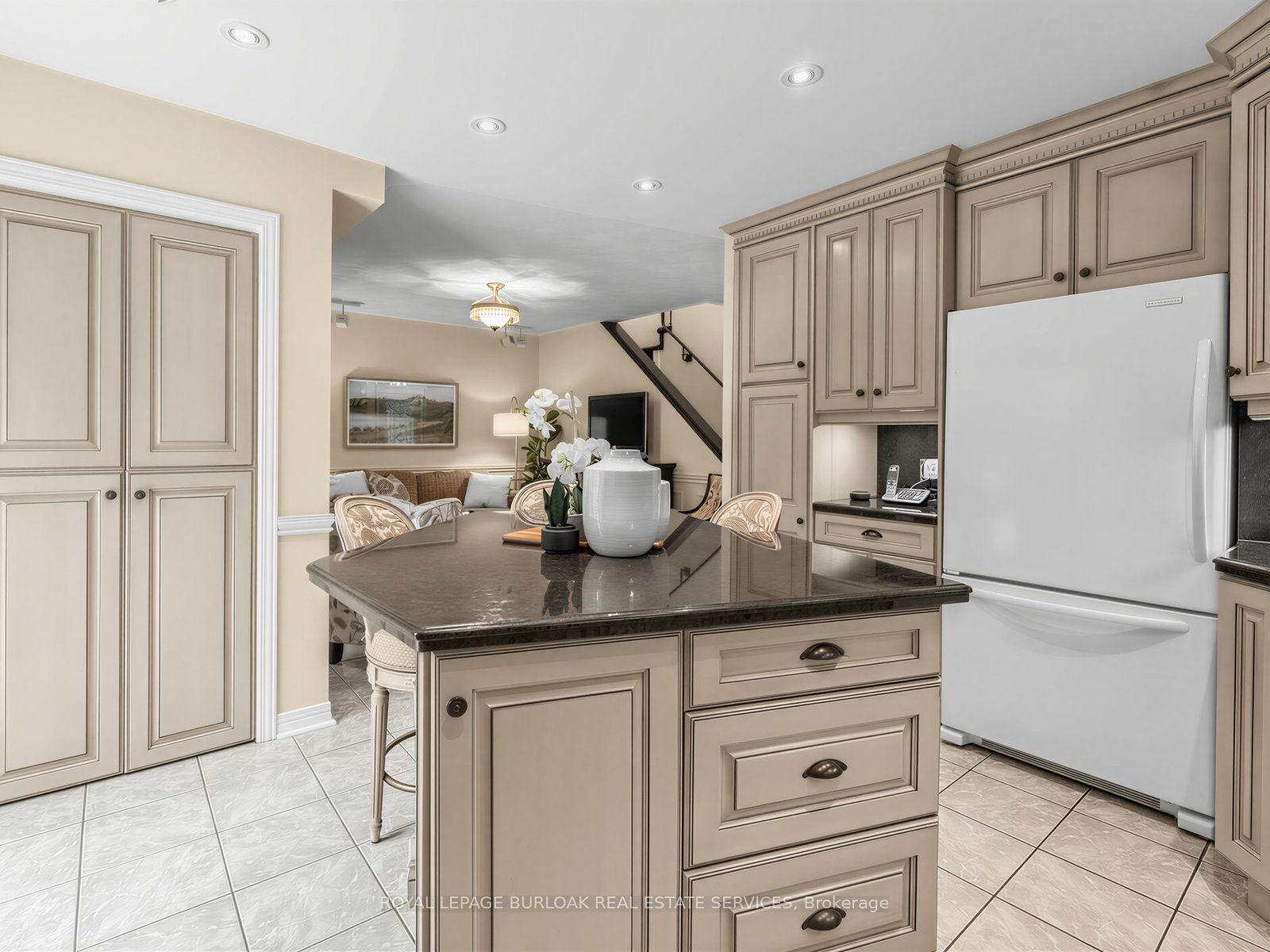 1259 Nathaniel Crescent Property Photo 14