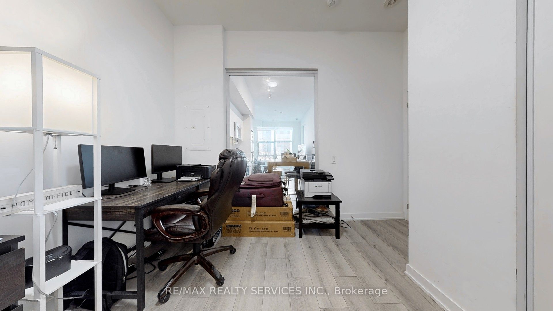 1787 St. Clair Avenue W 102 Property Photo 11