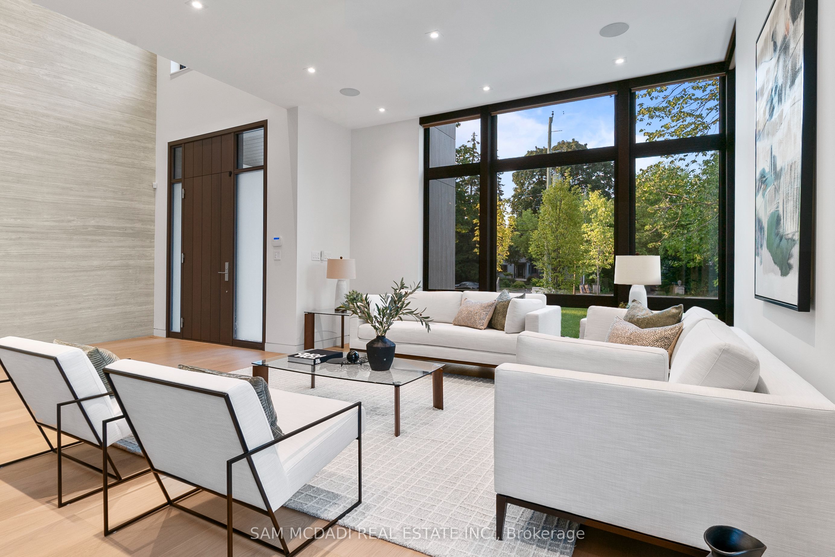 1222 Mississauga Road Property Photo 6