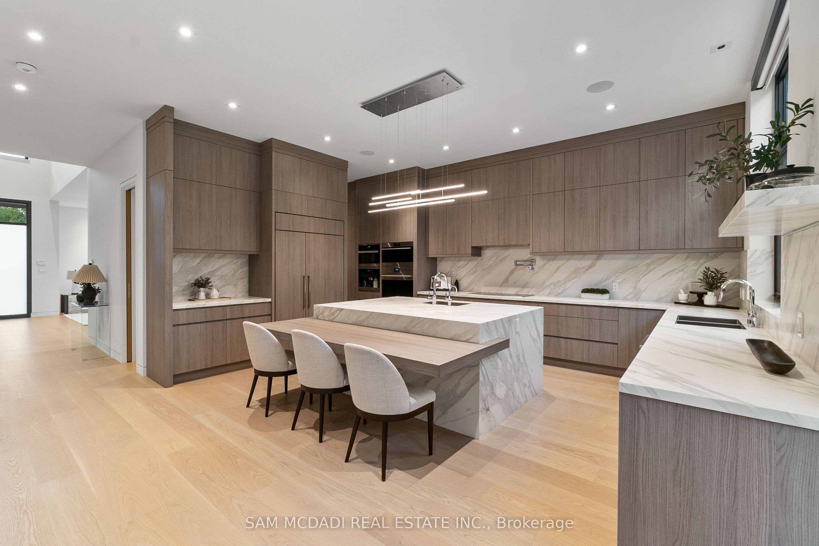 1222 Mississauga Road Property Photo 15