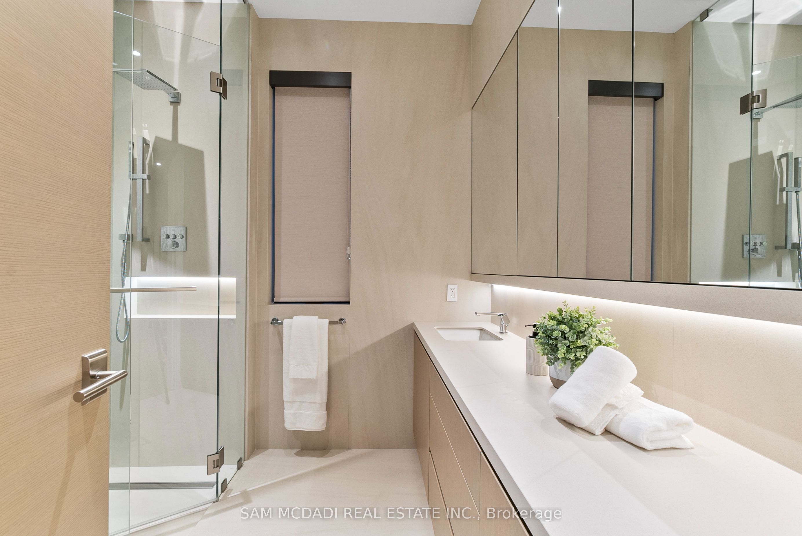 1222 Mississauga Road Property Photo 35