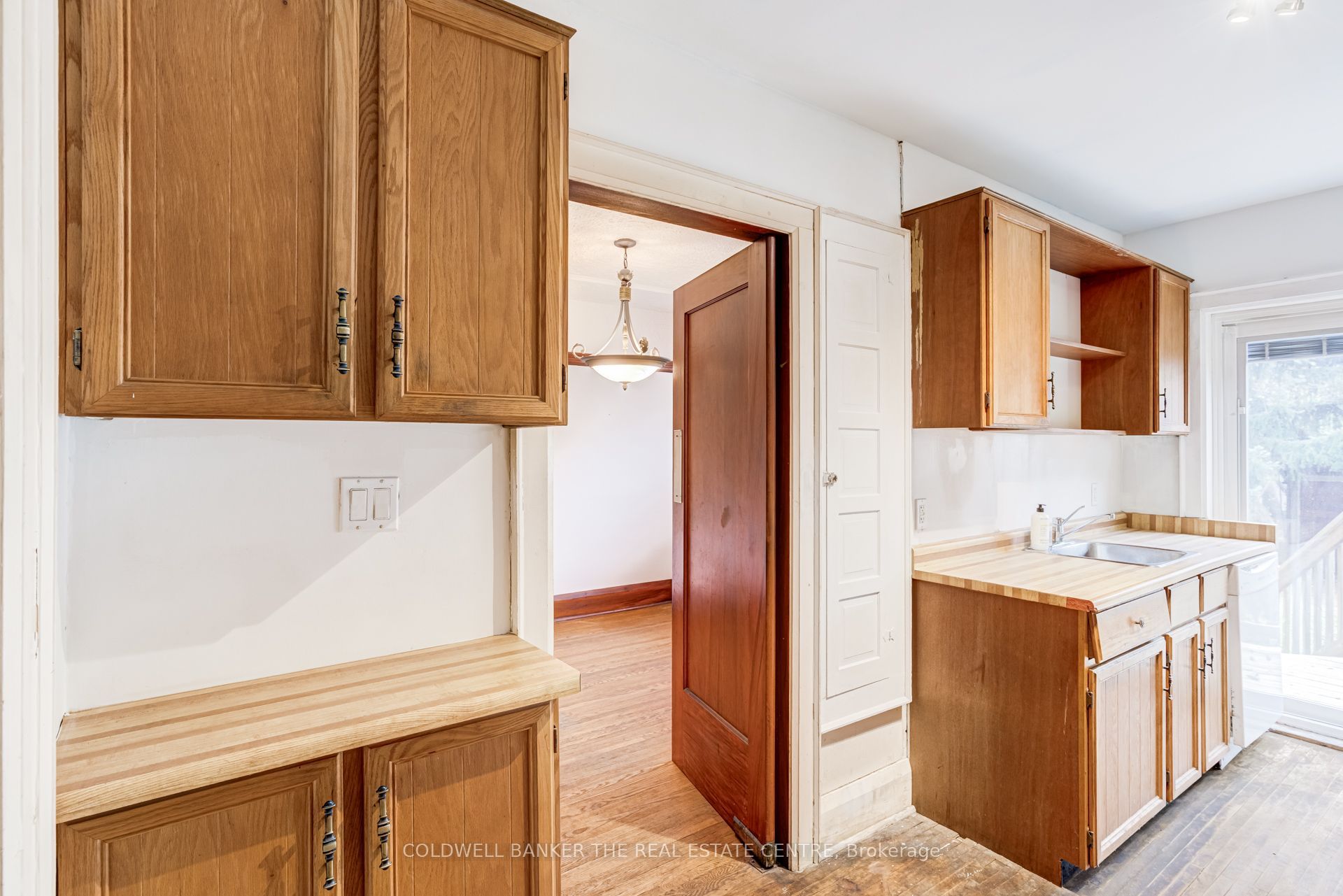 134 Harvie Avenue Property Photo 13
